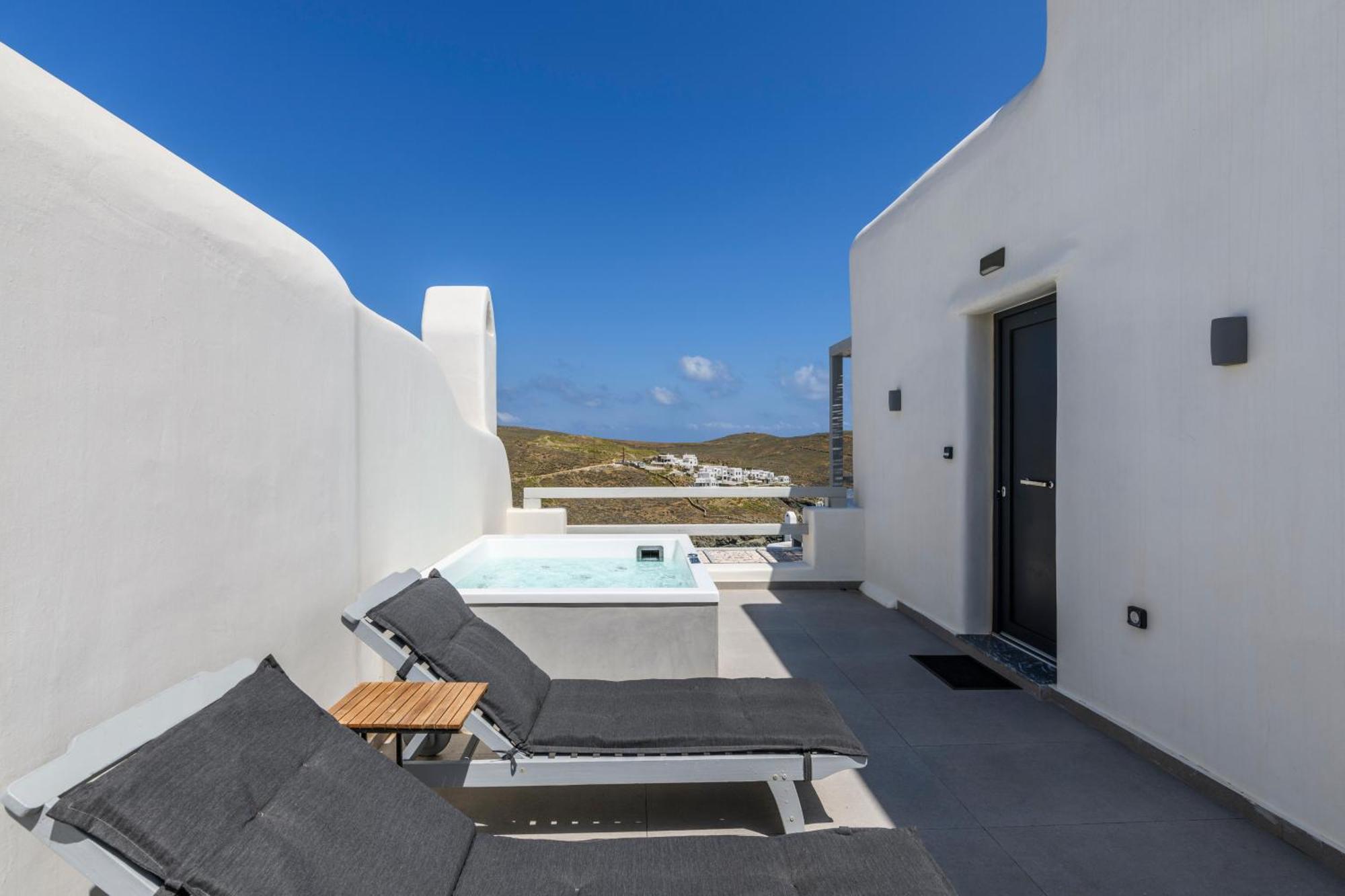 The Mykonist Merchia Beach Villas & Suites Exterior photo