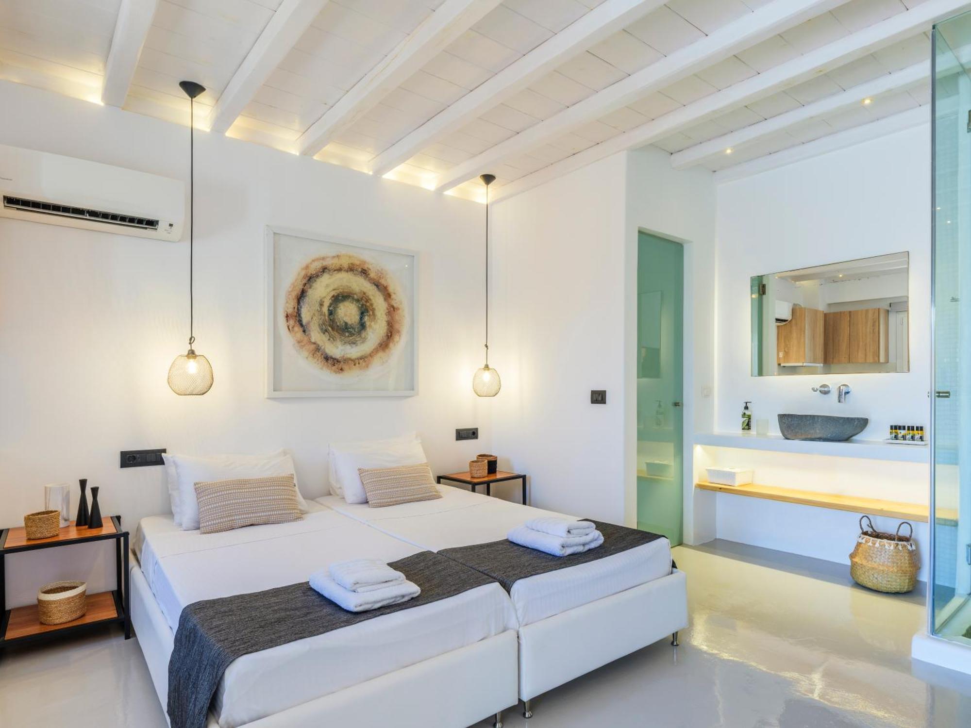 The Mykonist Merchia Beach Villas & Suites Exterior photo